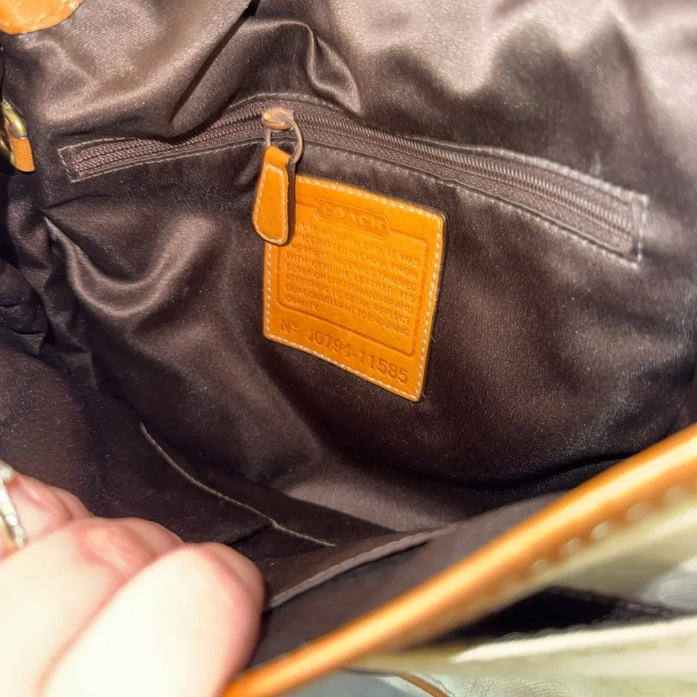 Coach Vintage Bleecker Signature Jacquard Flap Bag - Picture 9 of 9